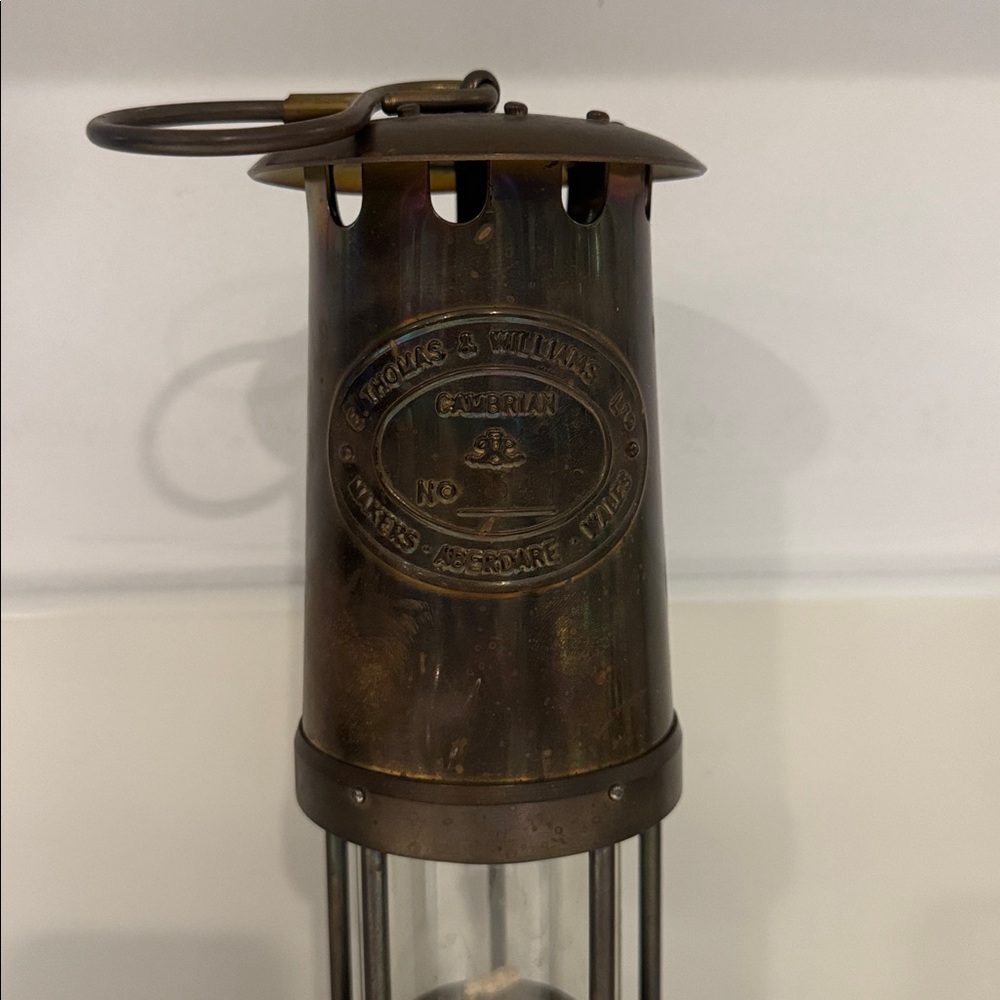 VINTAGE Brass Miners Lamp E Thomas & Williams Cambrian Safety Lamp Made in Wales - Picture 2 of 5